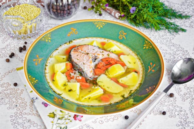 Рыбный суп из форели